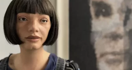 Humanoid Robot Painting Sells for $1.3 Million